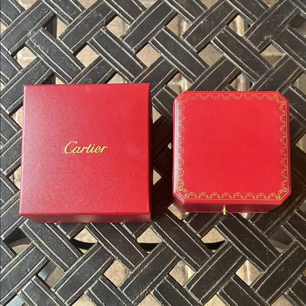 Cartier Luxurious Red Box Bracelet Case